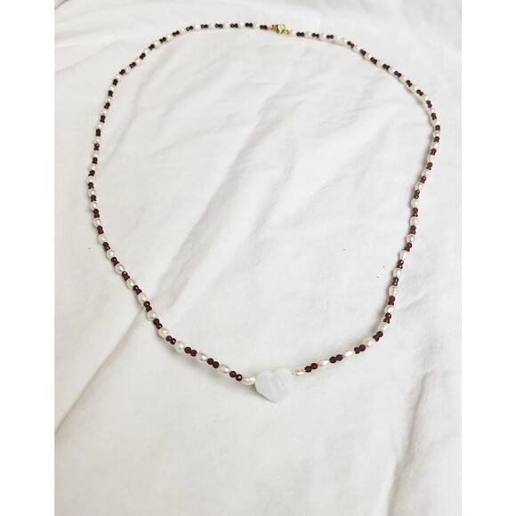 14K Gold Freshwater Pearl Mother Of Pearl Heart Wire Garnet Necklace 10.2" - Picture 3 of 8